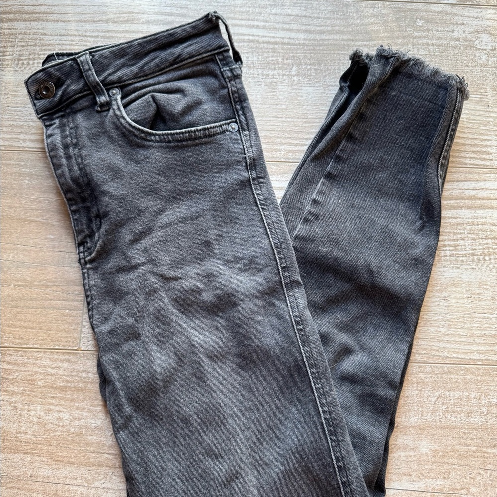 We The Free cropped Black Skinny Jeans with Stretch